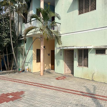 Anbu Ramana Guest House Tiruvannāmalai エクステリア 写真