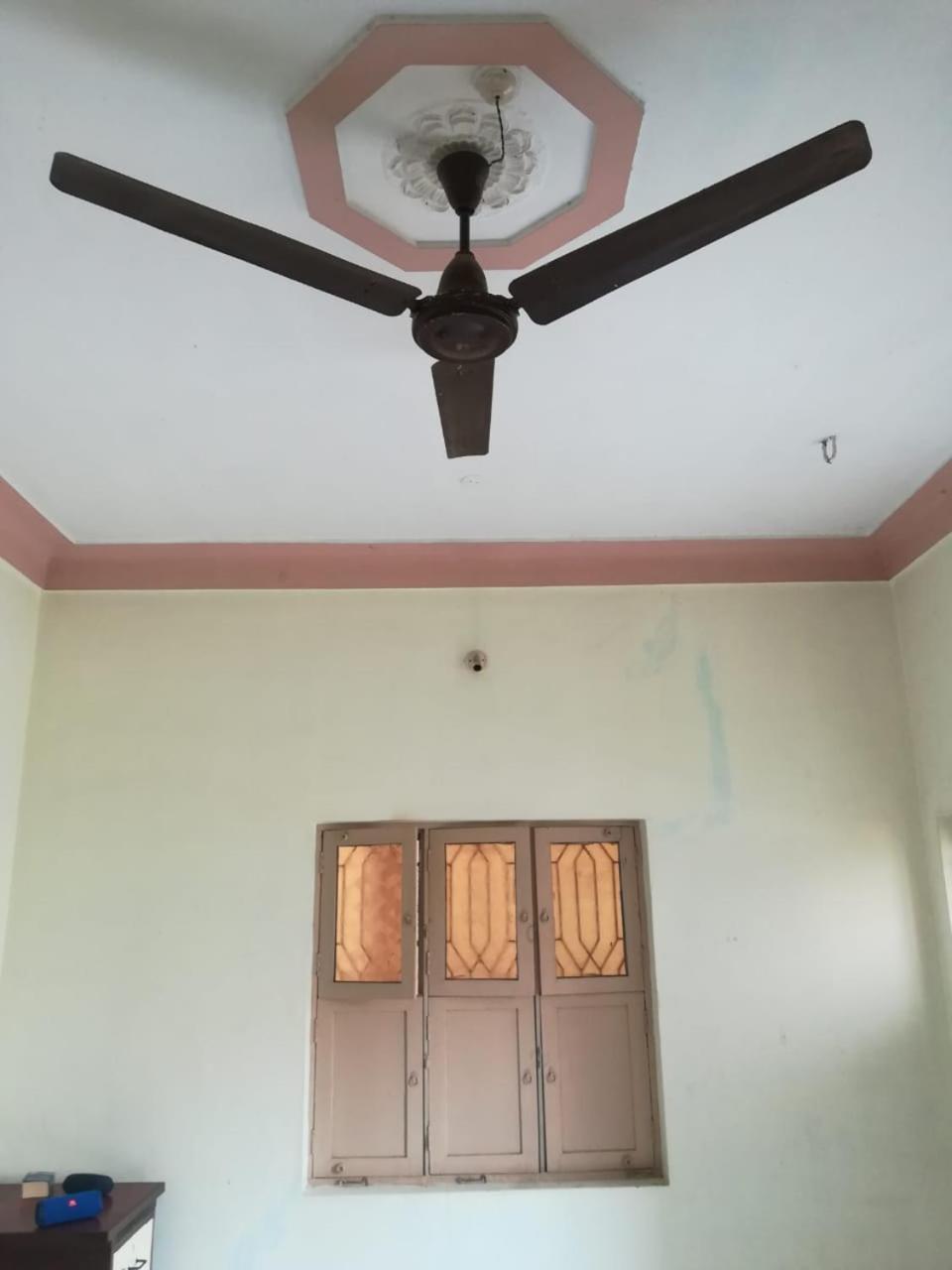 Anbu Ramana Guest House Tiruvannāmalai エクステリア 写真